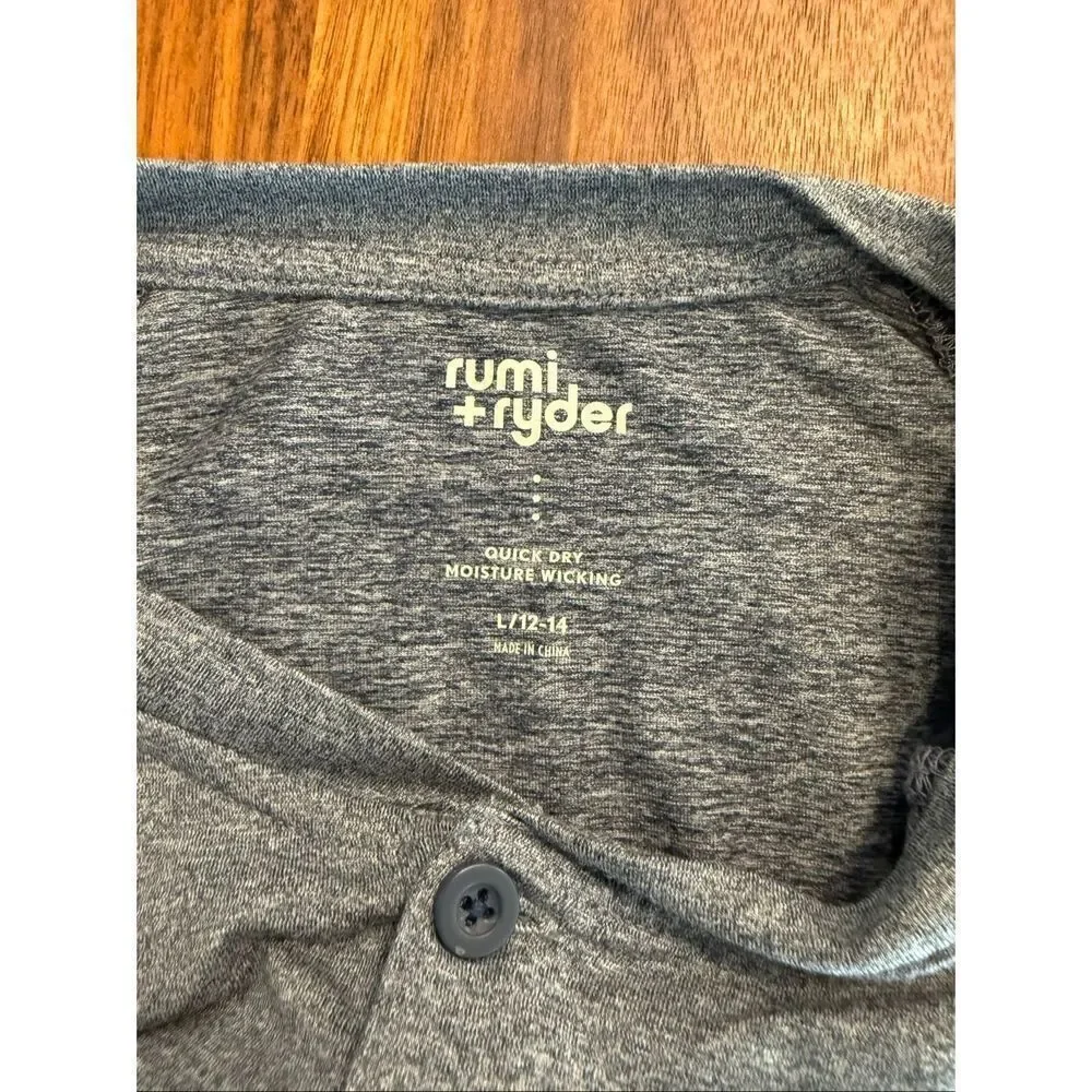 Bundle of Two Rumi + Ryder Gray Navy Heather Raglan Henley Baseball Tee Large